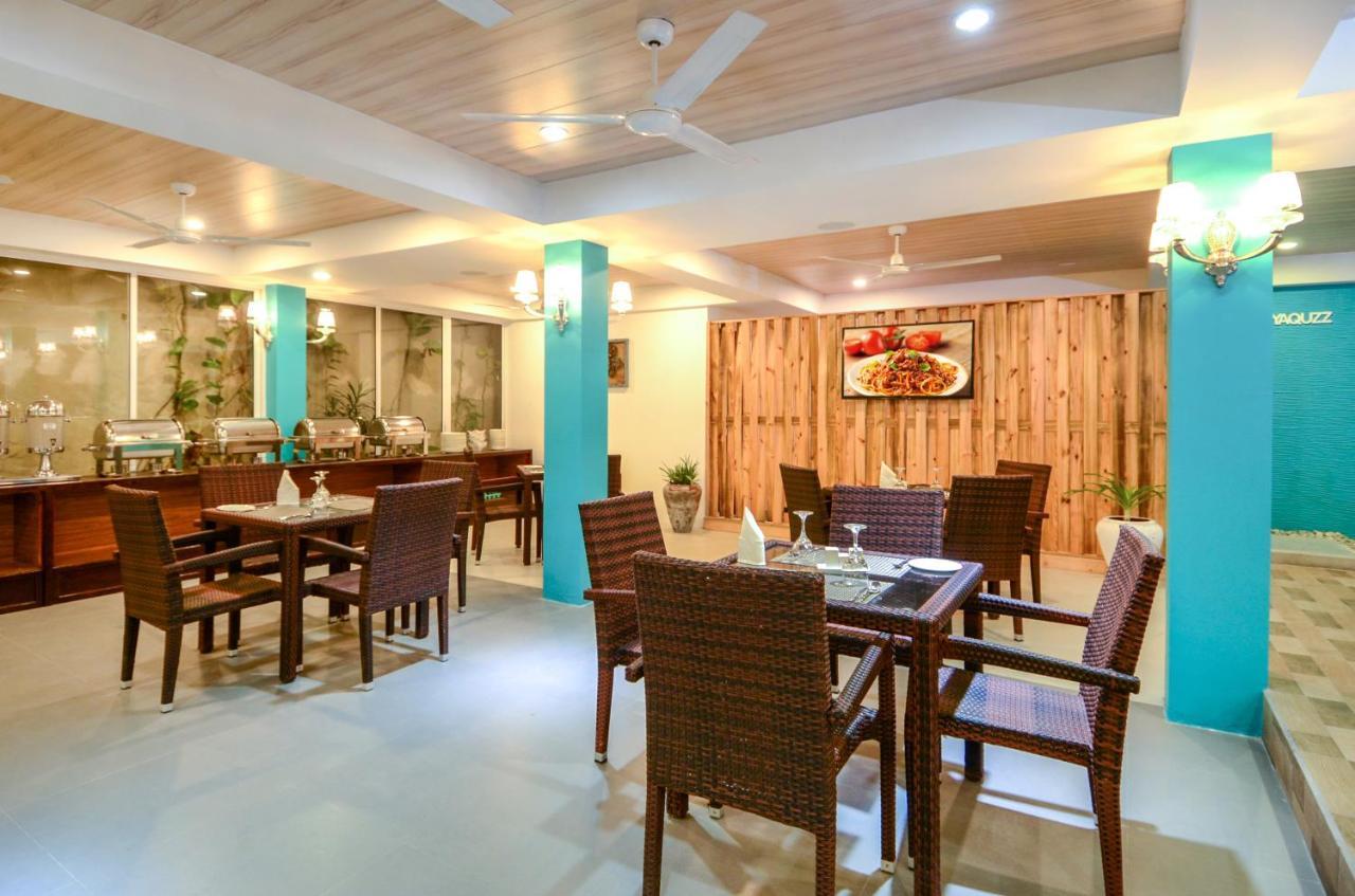 Aquzz Hotel & Spa - Maldives Maafushi Exteriör bild