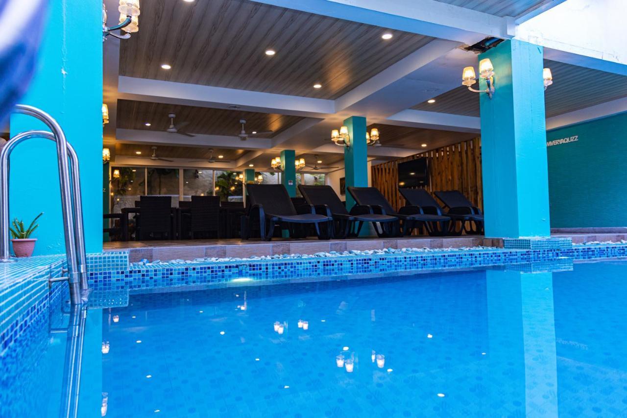 Aquzz Hotel & Spa - Maldives Maafushi Exteriör bild