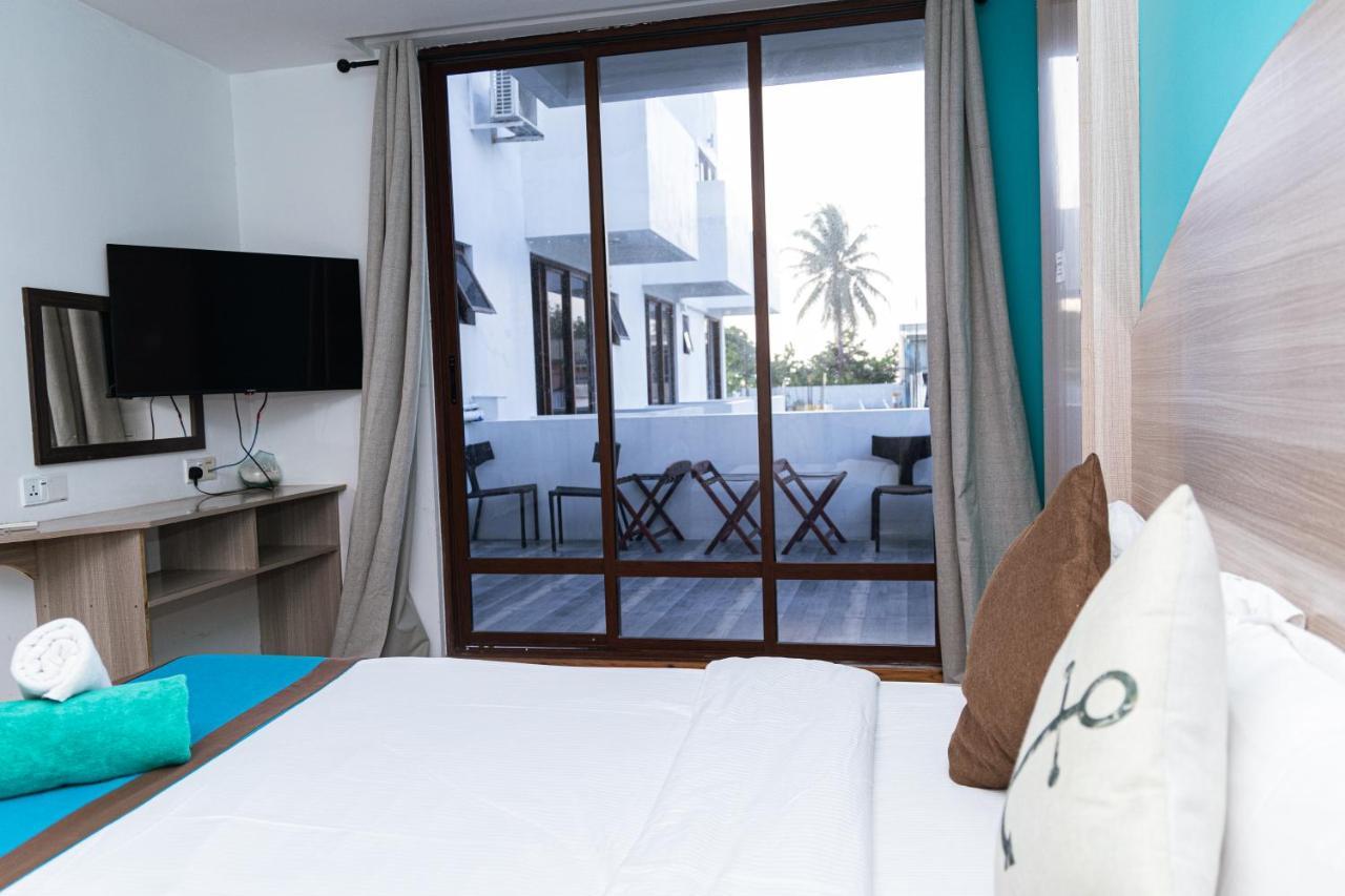 Aquzz Hotel & Spa - Maldives Maafushi Exteriör bild