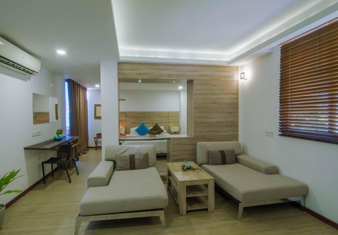 Aquzz Hotel & Spa - Maldives Maafushi Exteriör bild